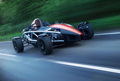 Обновленный спорткар Ariel Atom был презентован публике